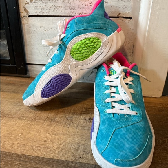 Nike Kids JT b-ball Sneakers in Teal, Pink, and Green - Picture 3 of 9